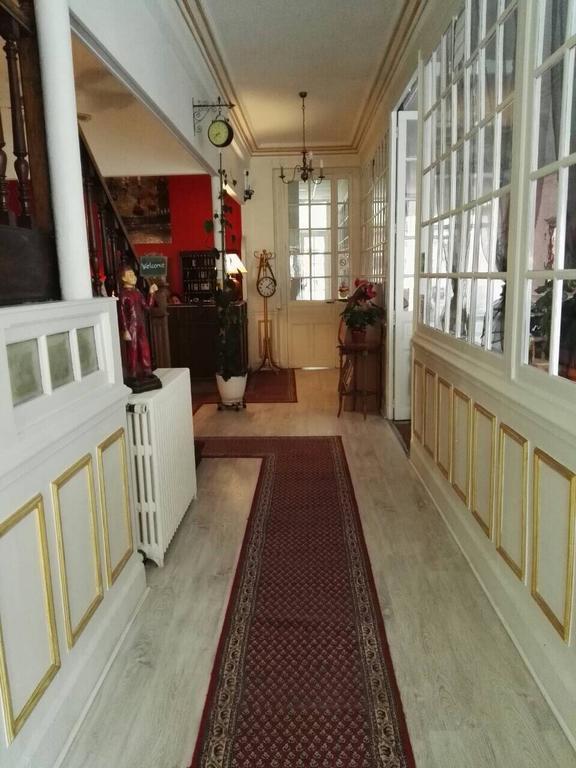 Hotel Nice Flore Vichy Esterno foto