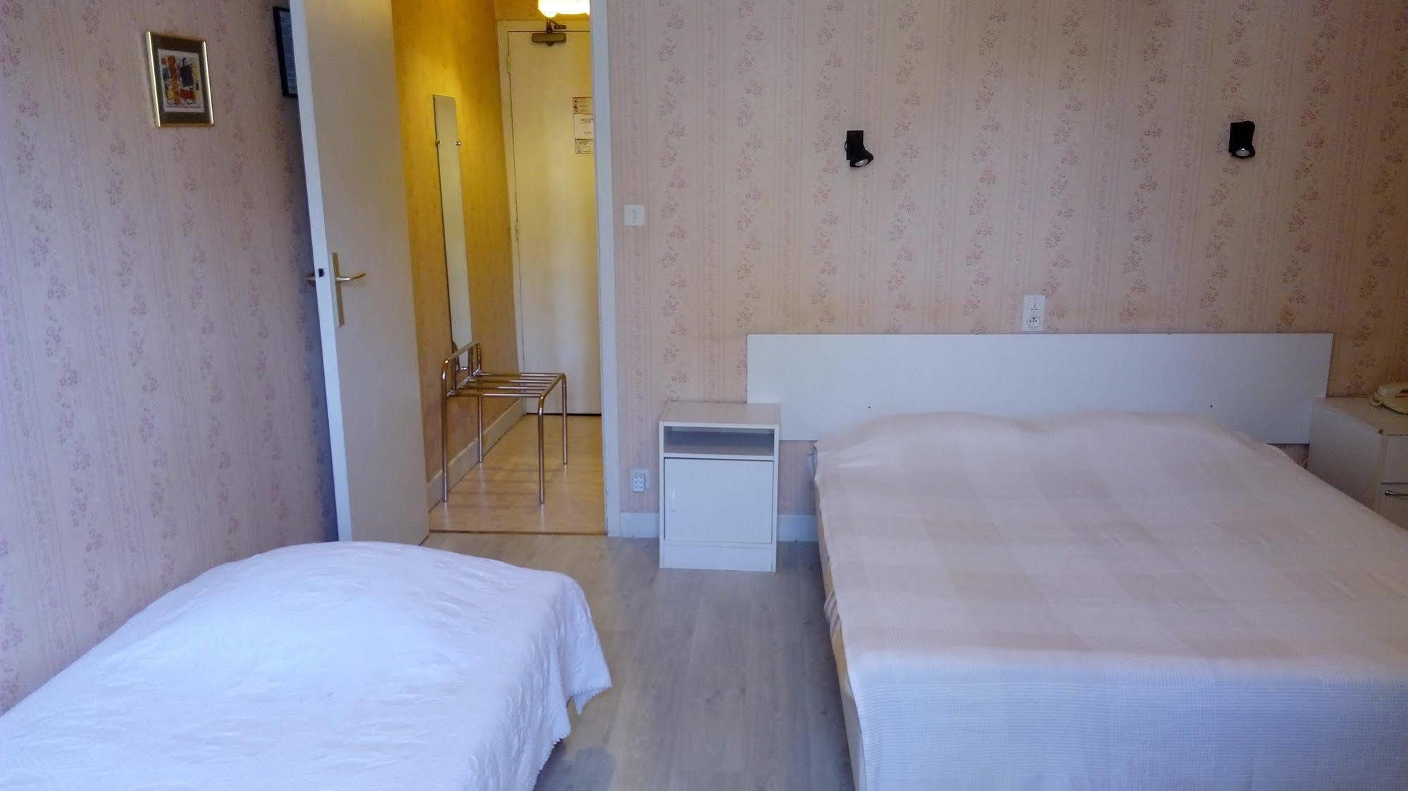Hotel Nice Flore Vichy Esterno foto