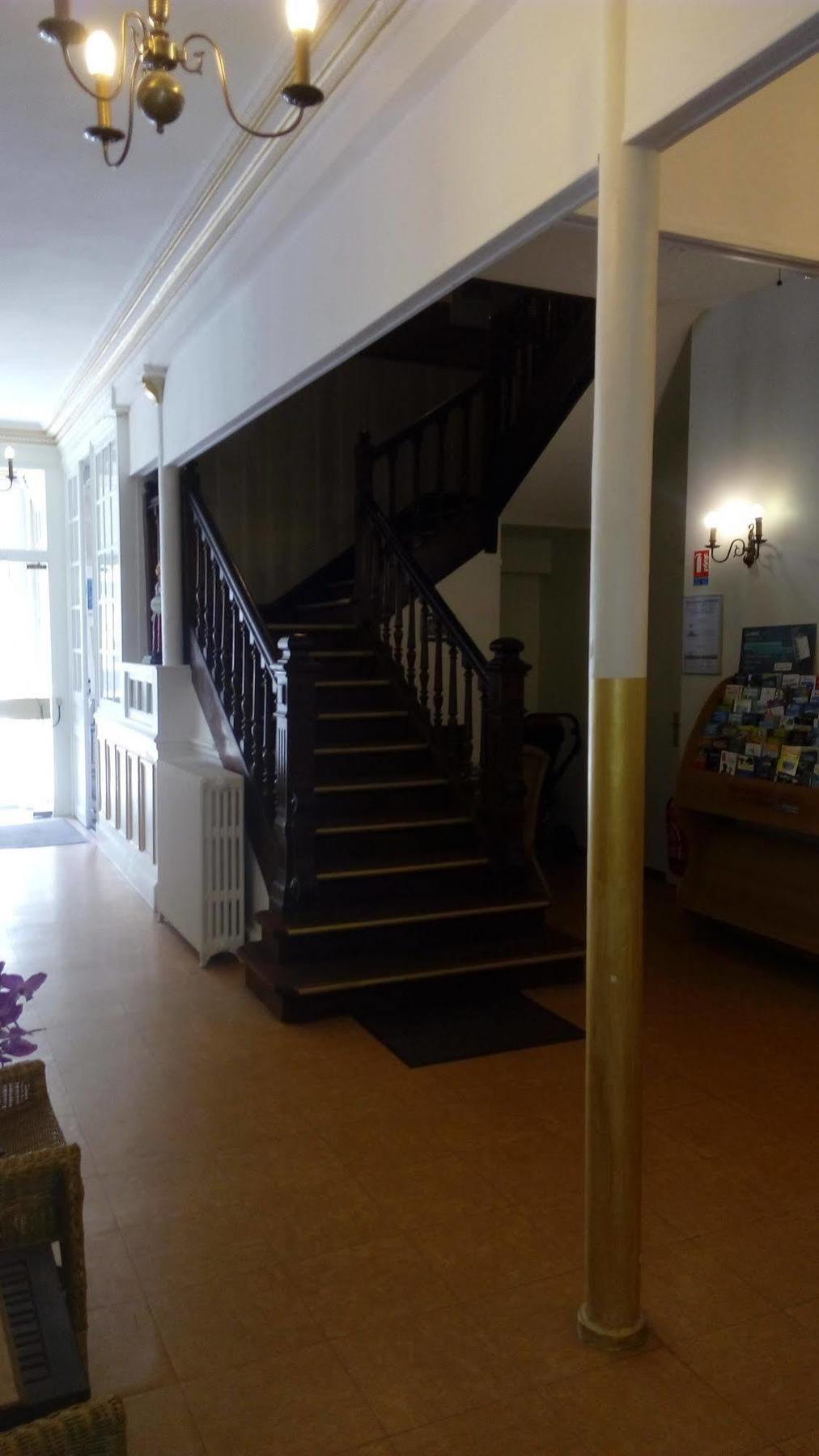 Hotel Nice Flore Vichy Esterno foto